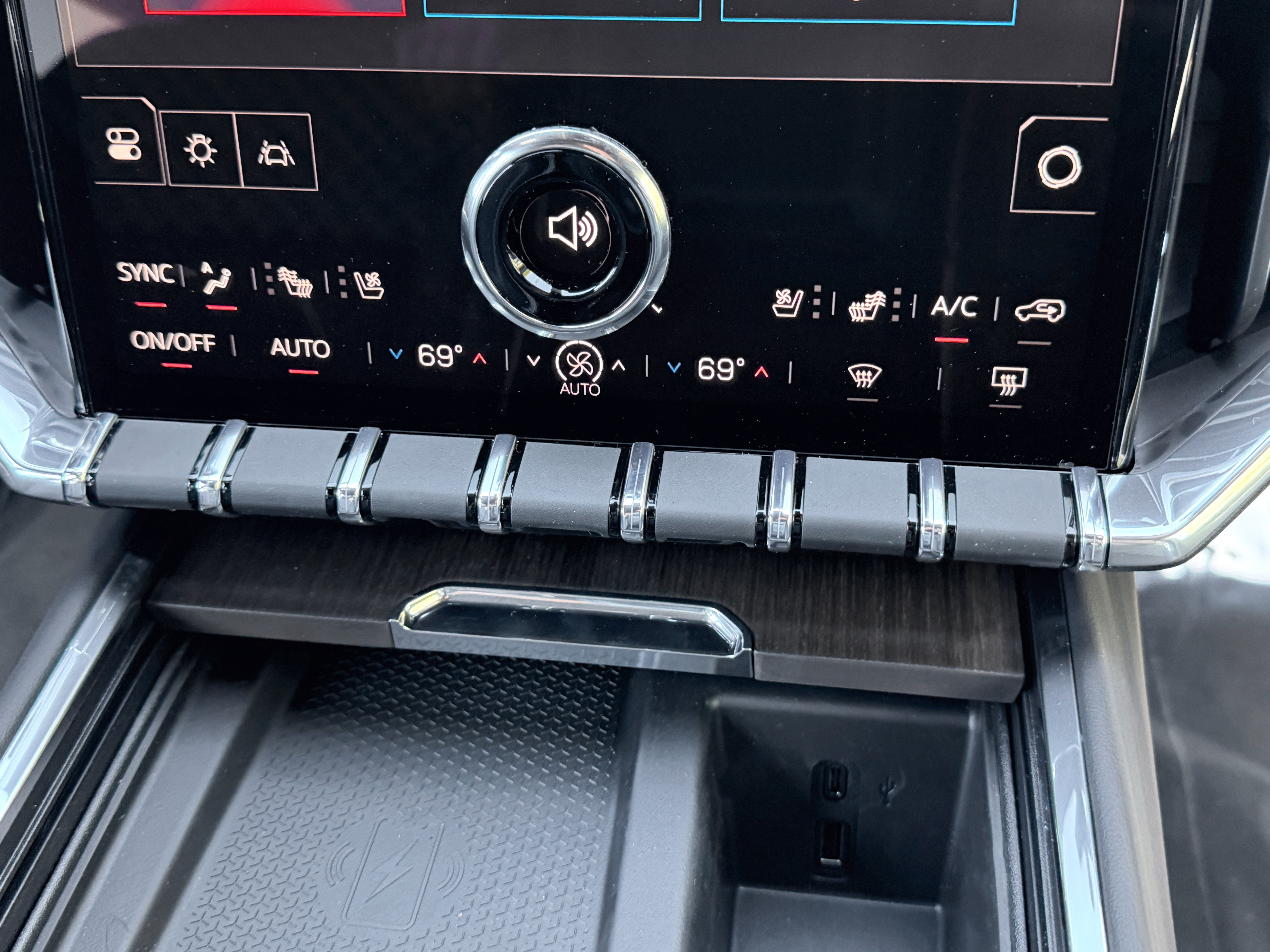 New 2026 GMC Acadia Denali w/ Super Cruise Package FWD image 20