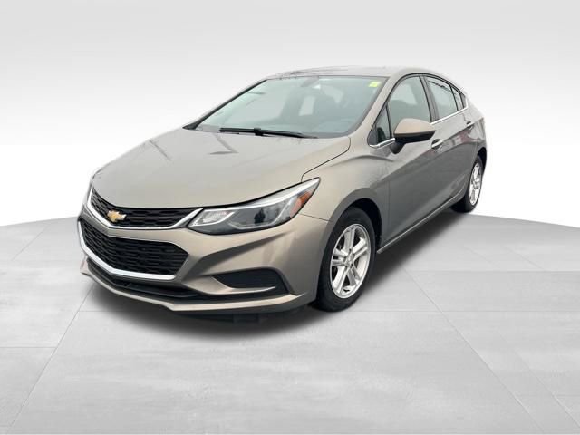 Used 2018 Chevrolet Cruze LT image 3