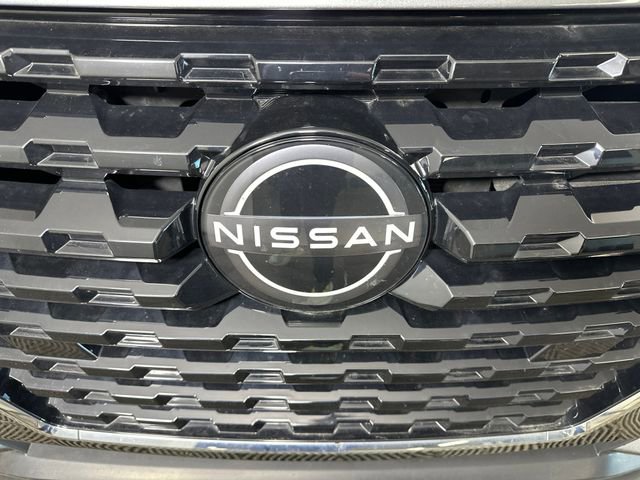 Used 2024 Nissan Kicks S image 9
