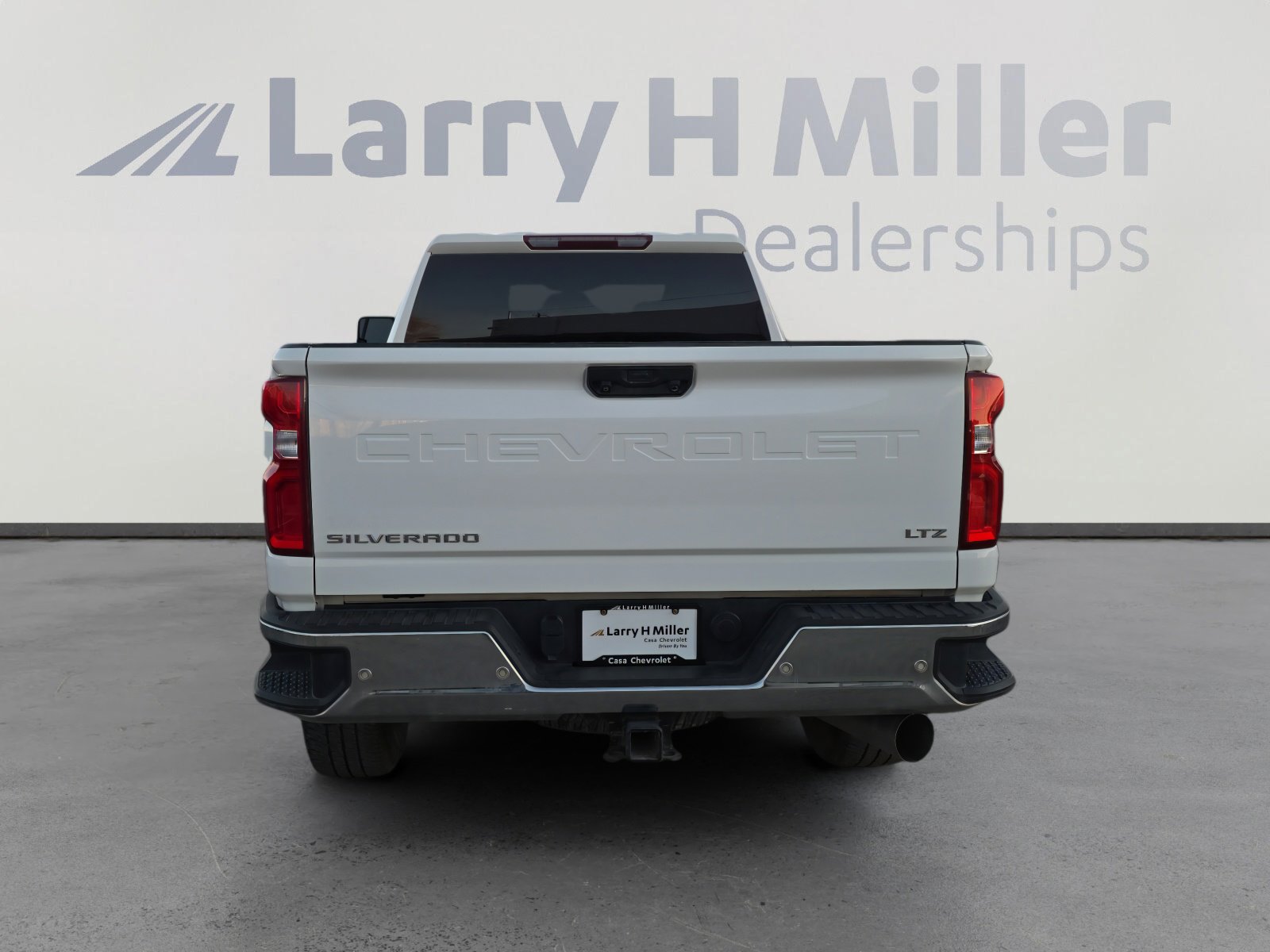 Used 2022 Chevrolet Silverado 2500 LTZ w/ Safety Package image 4