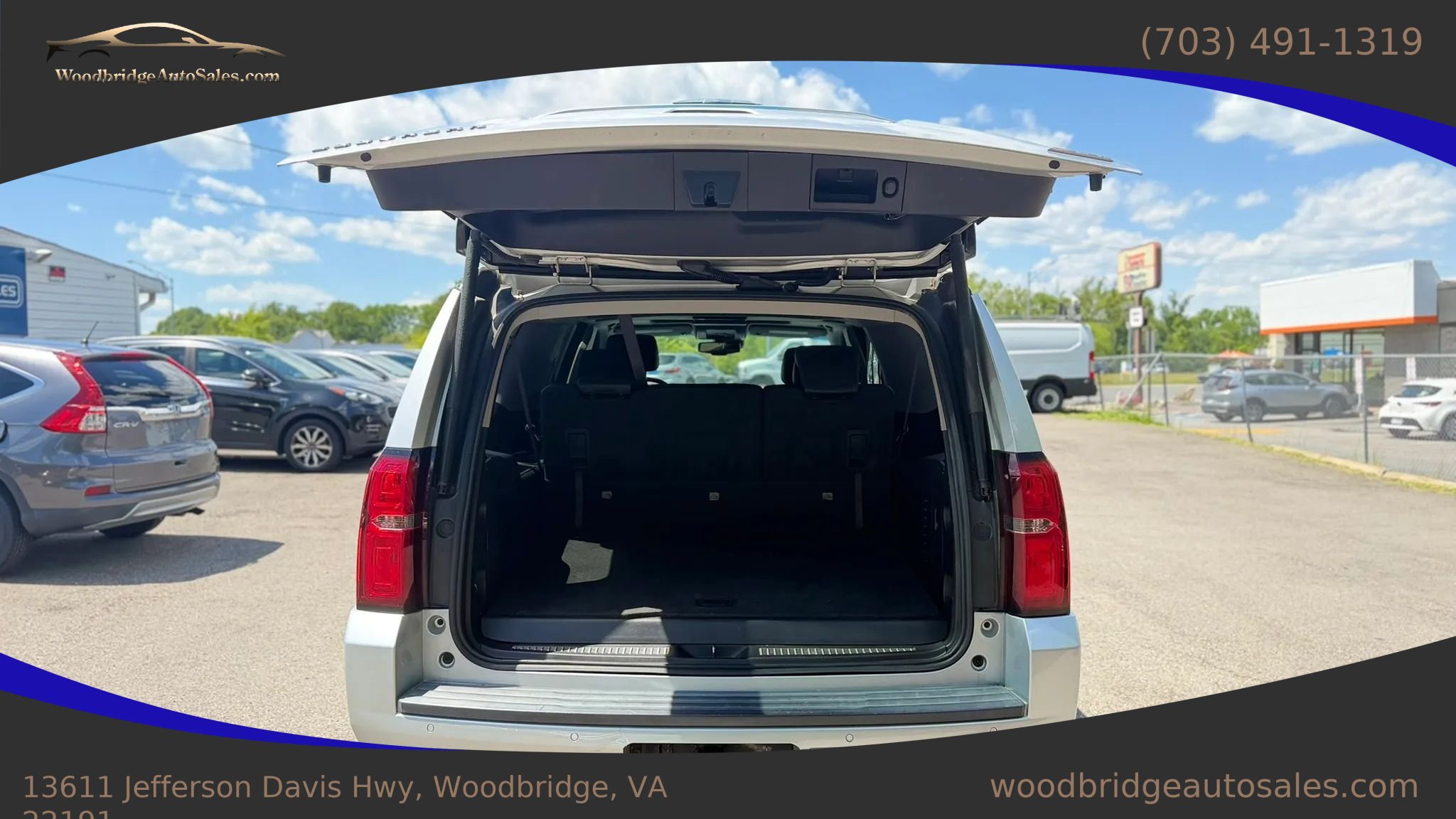 Used 2016 Chevrolet Suburban LT AWD/4WD image 35