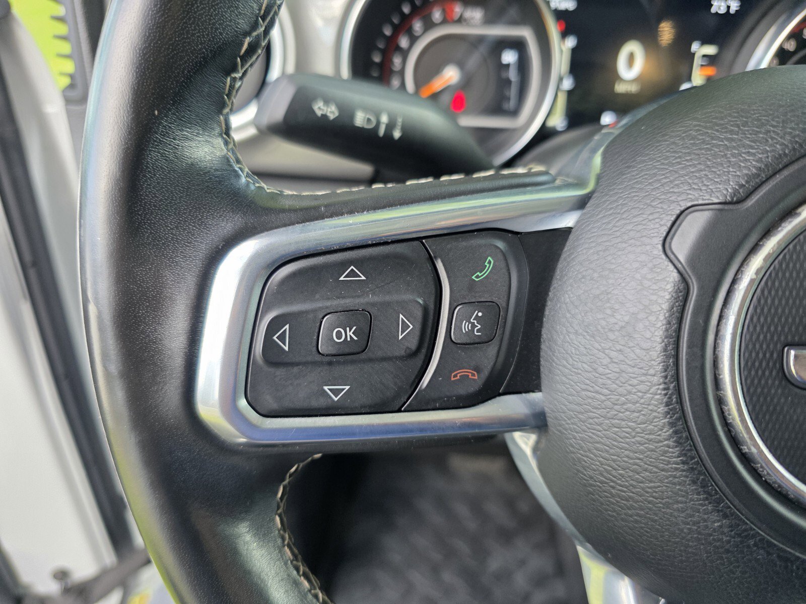 Used 2019 Jeep Wrangler Unlimited Sahara w/ Uconnect 4C Nav & Sound Group image 18