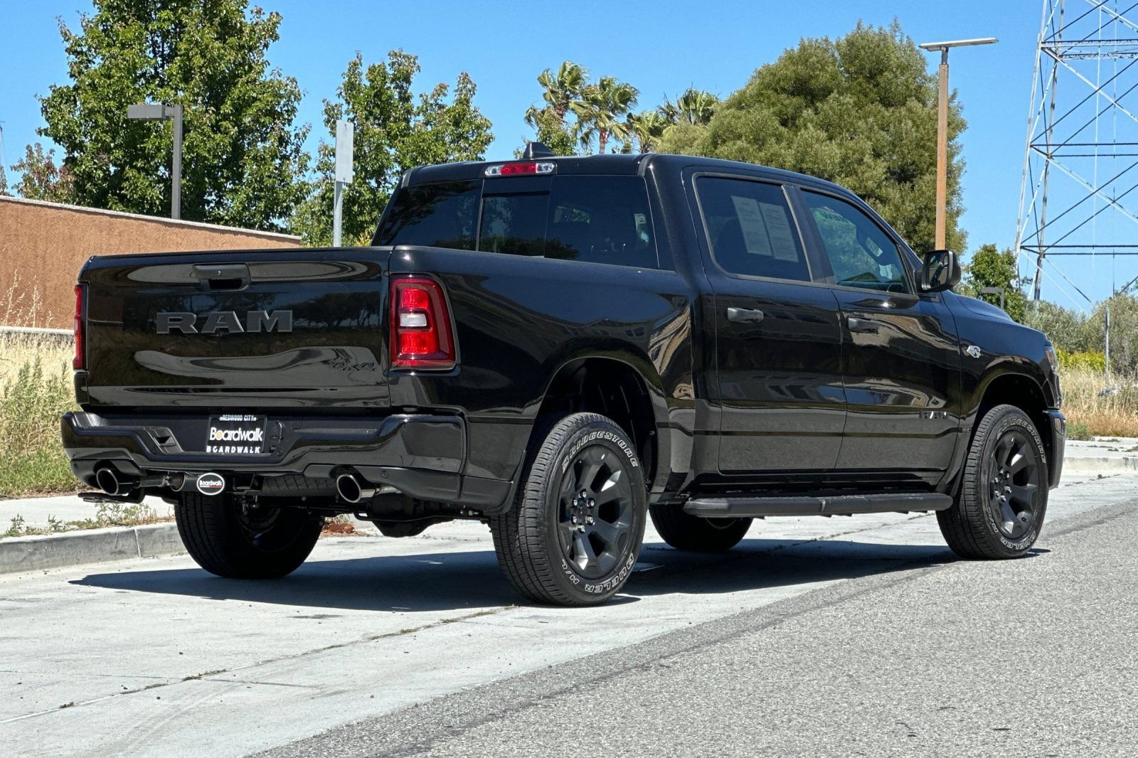Used 2026 RAM 1500 Express AWD/4WD image 4