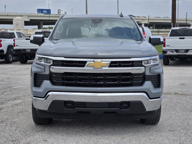 Used 2024 Chevrolet Silverado 1500 LT AWD/4WD image 2