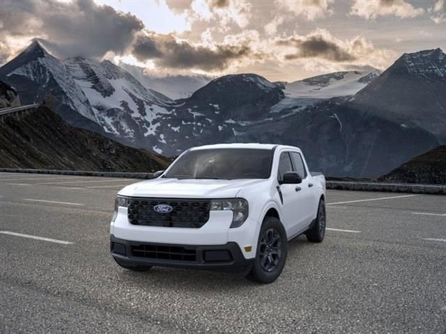 New 2025 Ford Maverick XLT w/ XLT Luxury Package FWD image 2