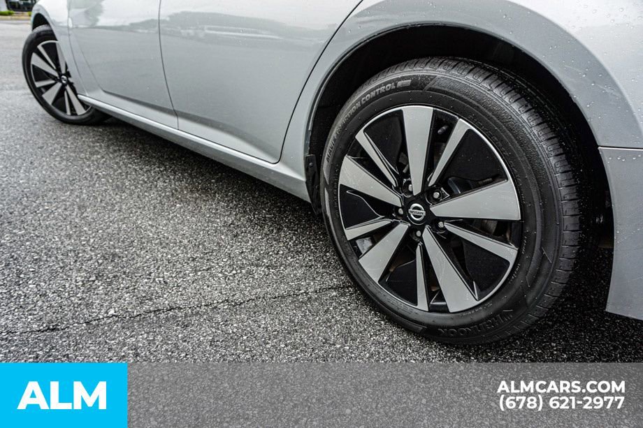 Used 2022 Nissan Altima 2.5 SV FWD image 16