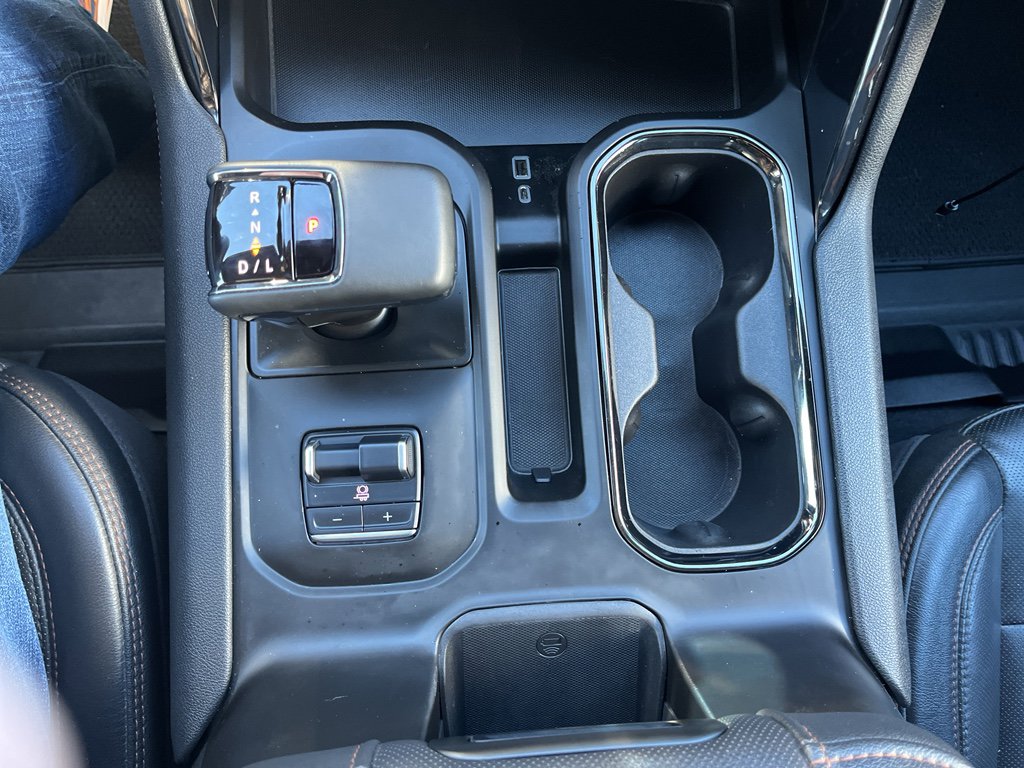 Used 2023 GMC Sierra 1500 AT4 w/ Technology Package image 23