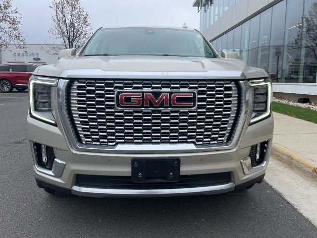 Used 2022 GMC Yukon XL Denali image 2