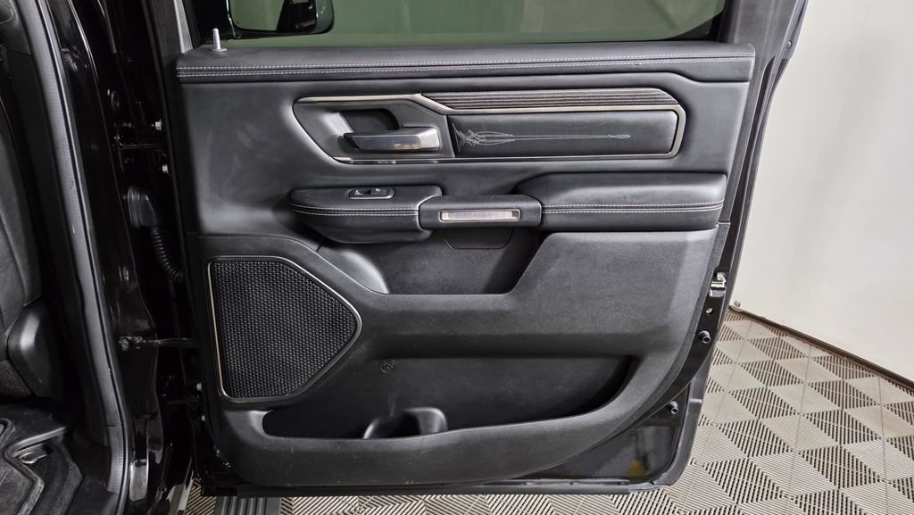 Used 2019 RAM 1500 Limited w/ Advanced Safety Group AWD/4WD image 32