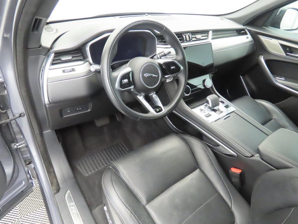 Used 2021 Jaguar F-PACE R-Dynamic S image 9