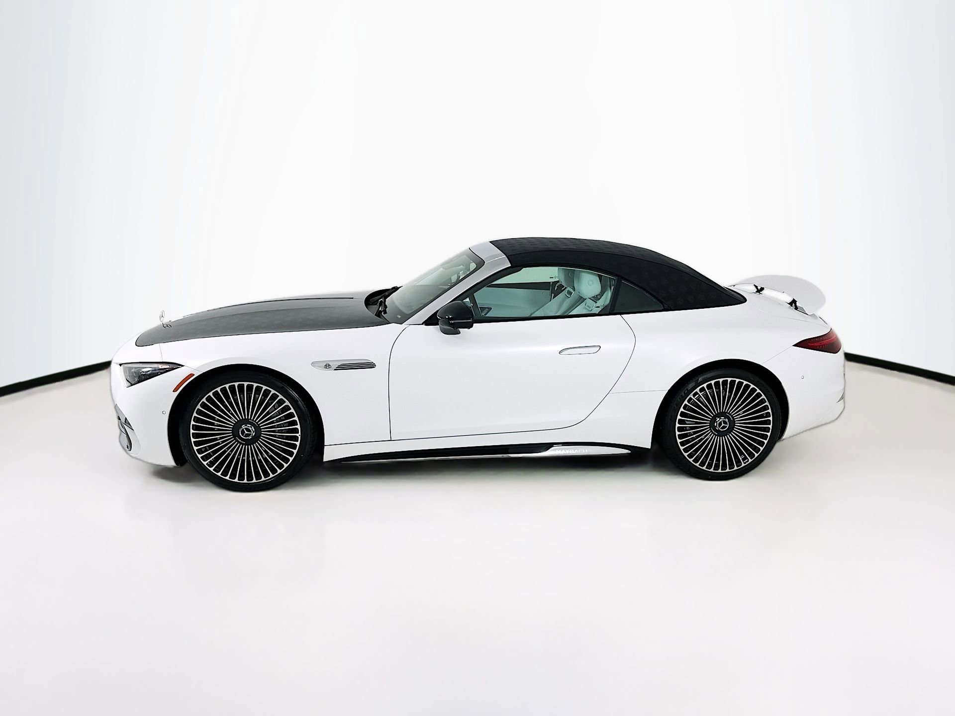 New 2026 Mercedes-Benz Maybach SL 680 image 5