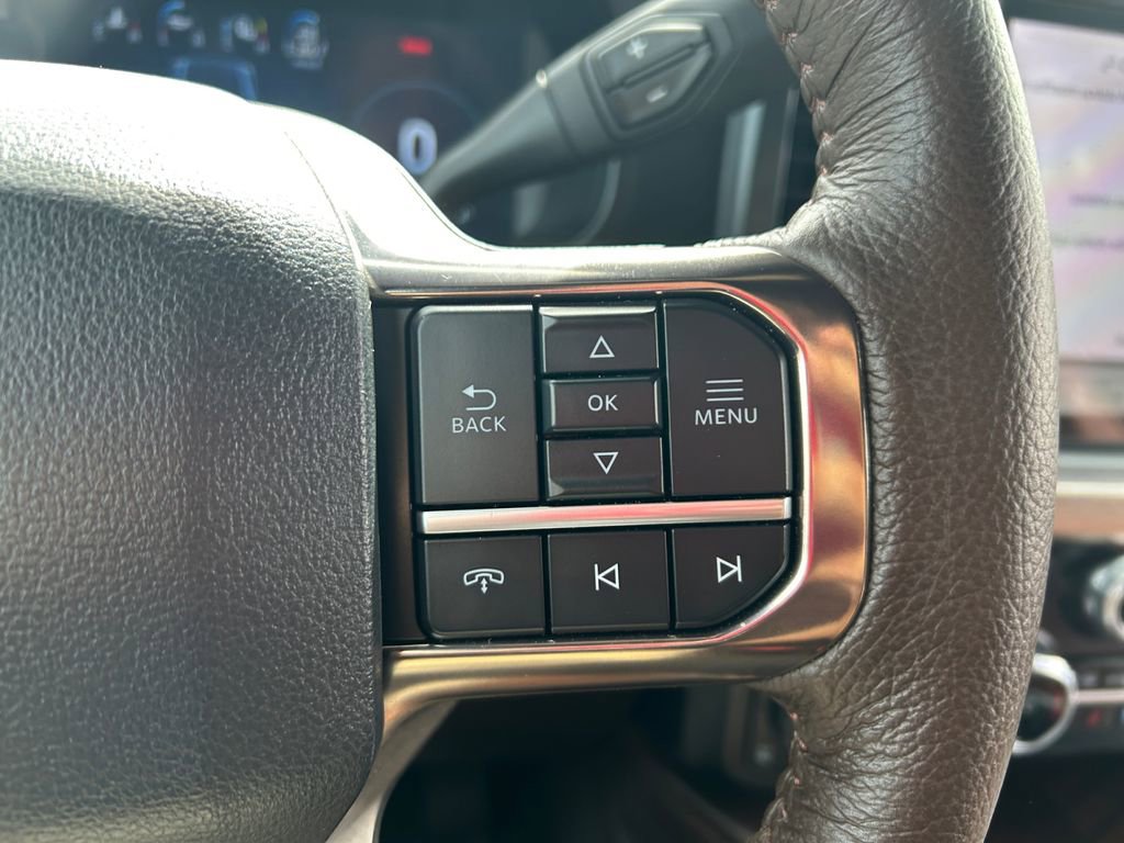 Used 2024 Ford F350 King Ranch w/ FX4 Off-Road Package AWD/4WD image 32