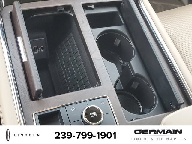 Certified 2024 Lincoln Navigator Premiere AWD/4WD image 34