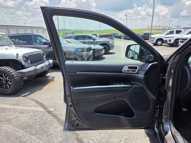 Used 2016 Jeep Grand Cherokee Limited RWD image 12