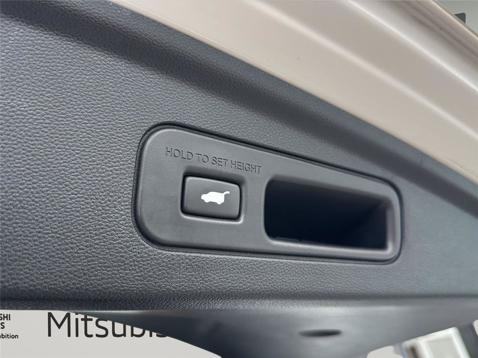 Used 2024 Acura MDX SH-AWD w/ Technology Package image 29