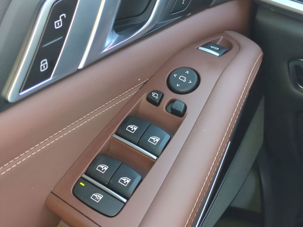 Certified 2023 BMW X5 xDrive40i w/ M Sport Package image 25