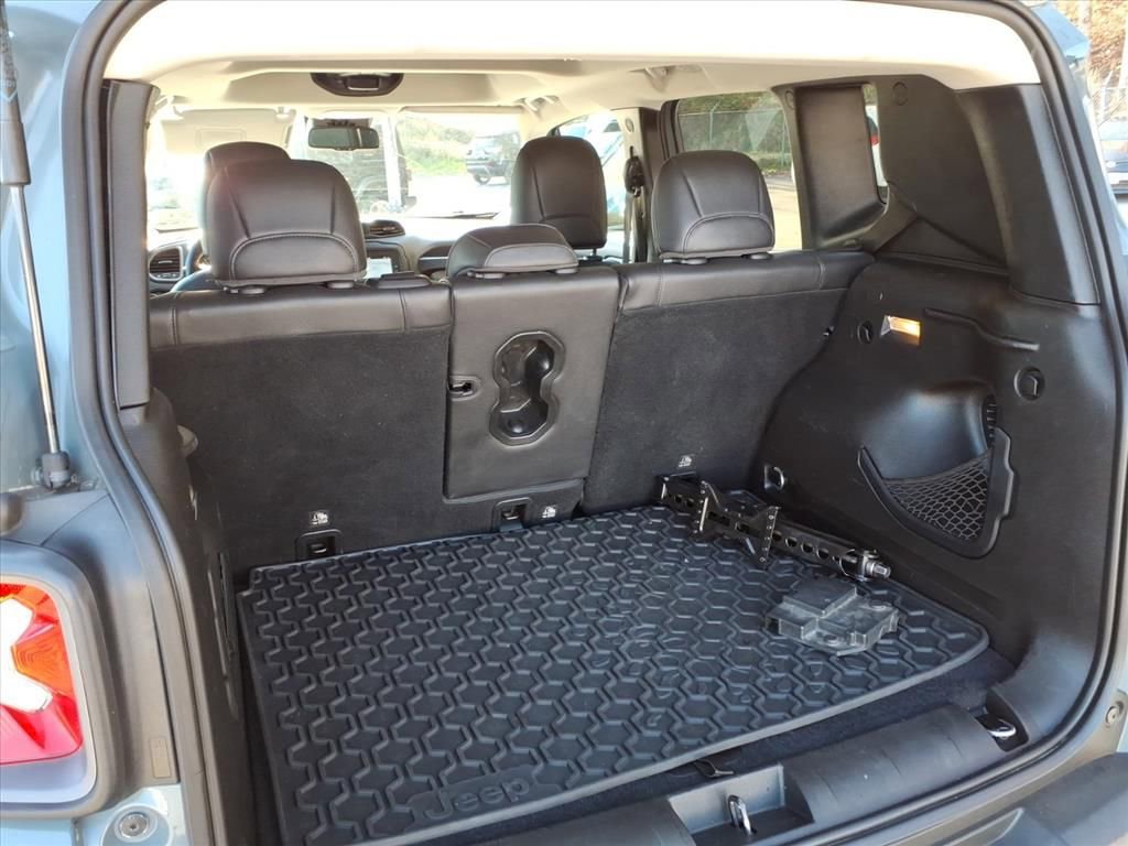 Used 2017 Jeep Renegade Trailhawk image 25