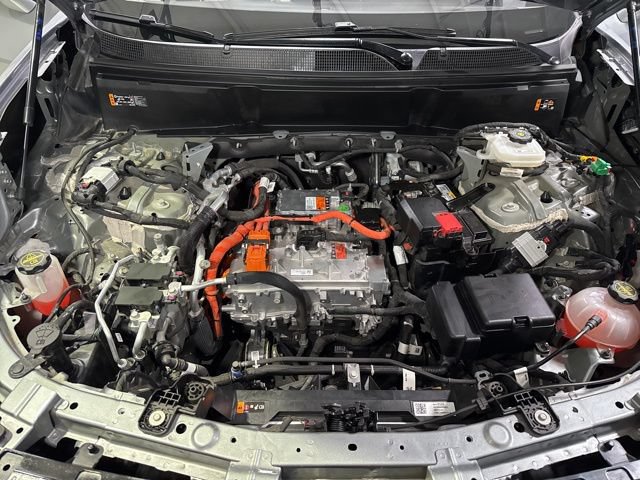 Used 2026 Cadillac Vistiq Sport w/ LPO, Floor Liner Package AWD/4WD image 10