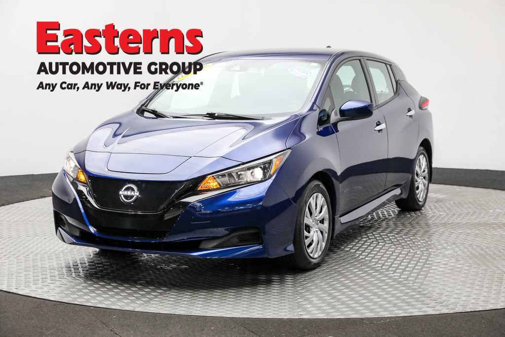 Used 2023 Nissan Leaf S image 1