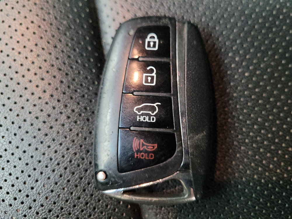 Used 2017 Hyundai Santa Fe Sport w/ 2.0T Ultimate Tech Package 05 image 32