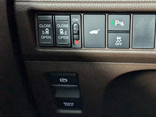 New 2026 Honda Odyssey Touring image 25