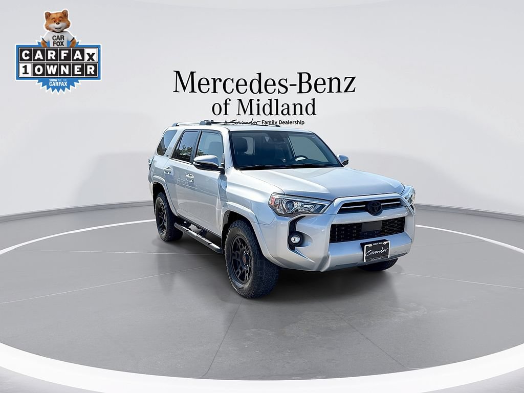 Used 2023 Toyota 4Runner SR5 Premium w/ Moonroof Package RWD image 2
