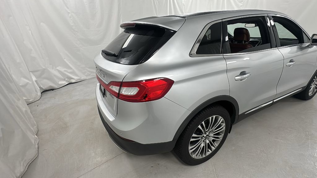 Used 2016 Lincoln MKX Reserve w/ Climate Package image 3