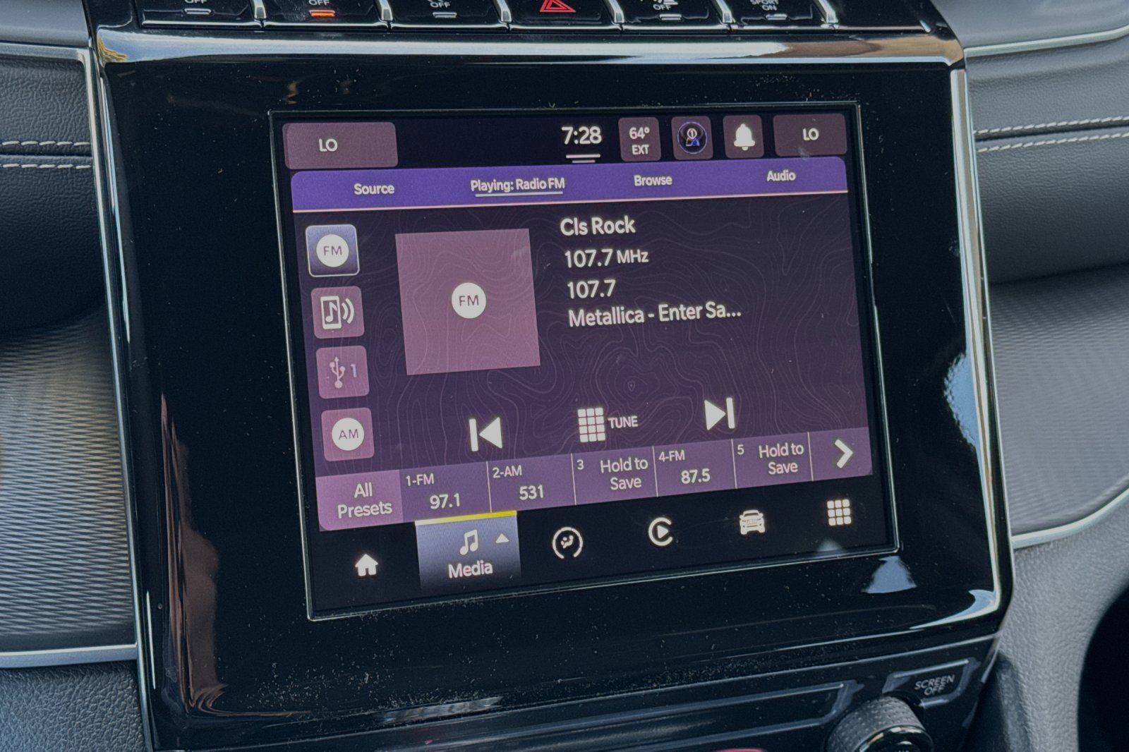 Used 2025 Jeep Grand Cherokee Laredo X image 17