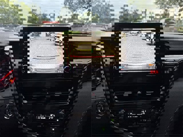 Used 2022 Toyota Camry XSE image 28