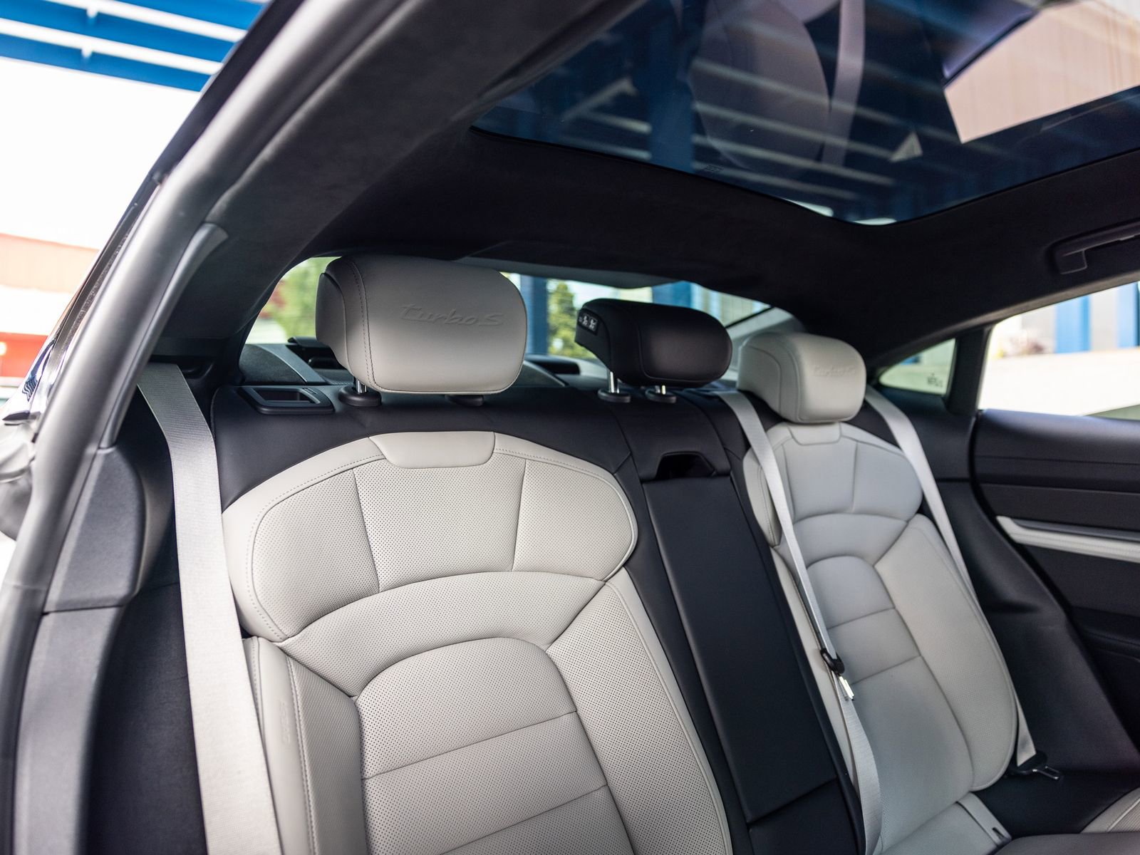 Certified 2021 Porsche Taycan Turbo S image 35