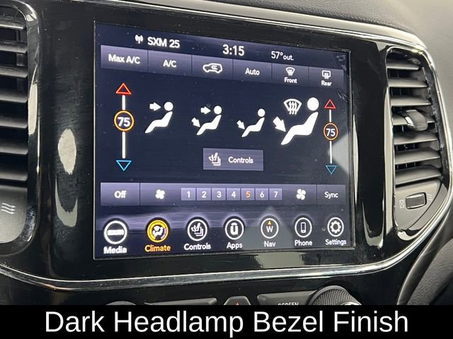 Used 2021 Jeep Grand Cherokee Laredo X image 30