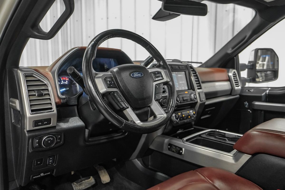 Used 2018 Ford F350 Platinum w/ Platinum Ultimate Package AWD/4WD image 14