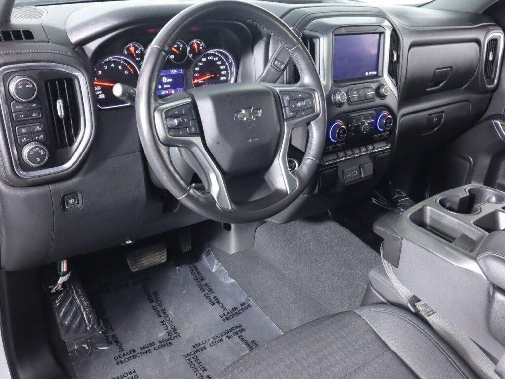 Used 2020 Chevrolet Silverado 1500 RST image 9