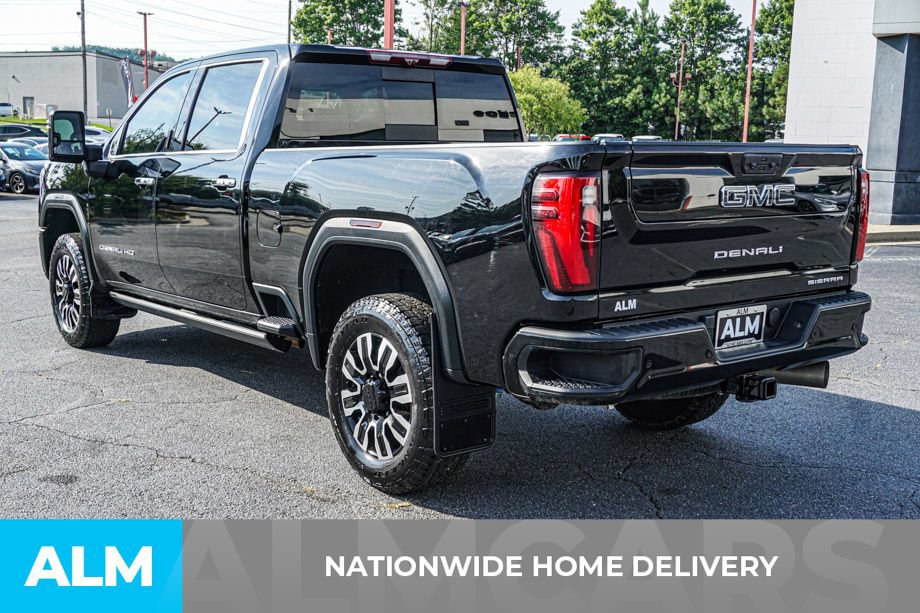 Used 2024 GMC Sierra 3500 Denali Ultimate AWD/4WD image 4