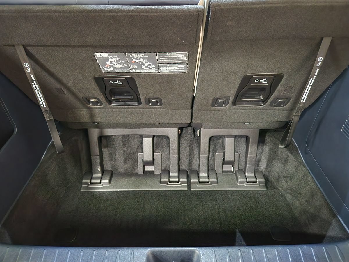 Used 2025 Kia Carnival SX FWD image 54