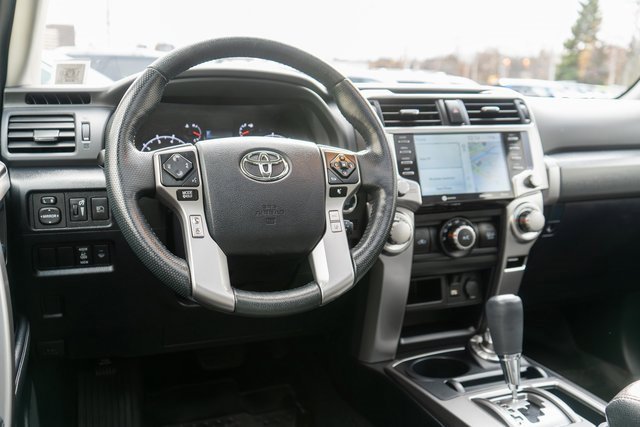 Used 2023 Toyota 4Runner SR5 Premium image 15