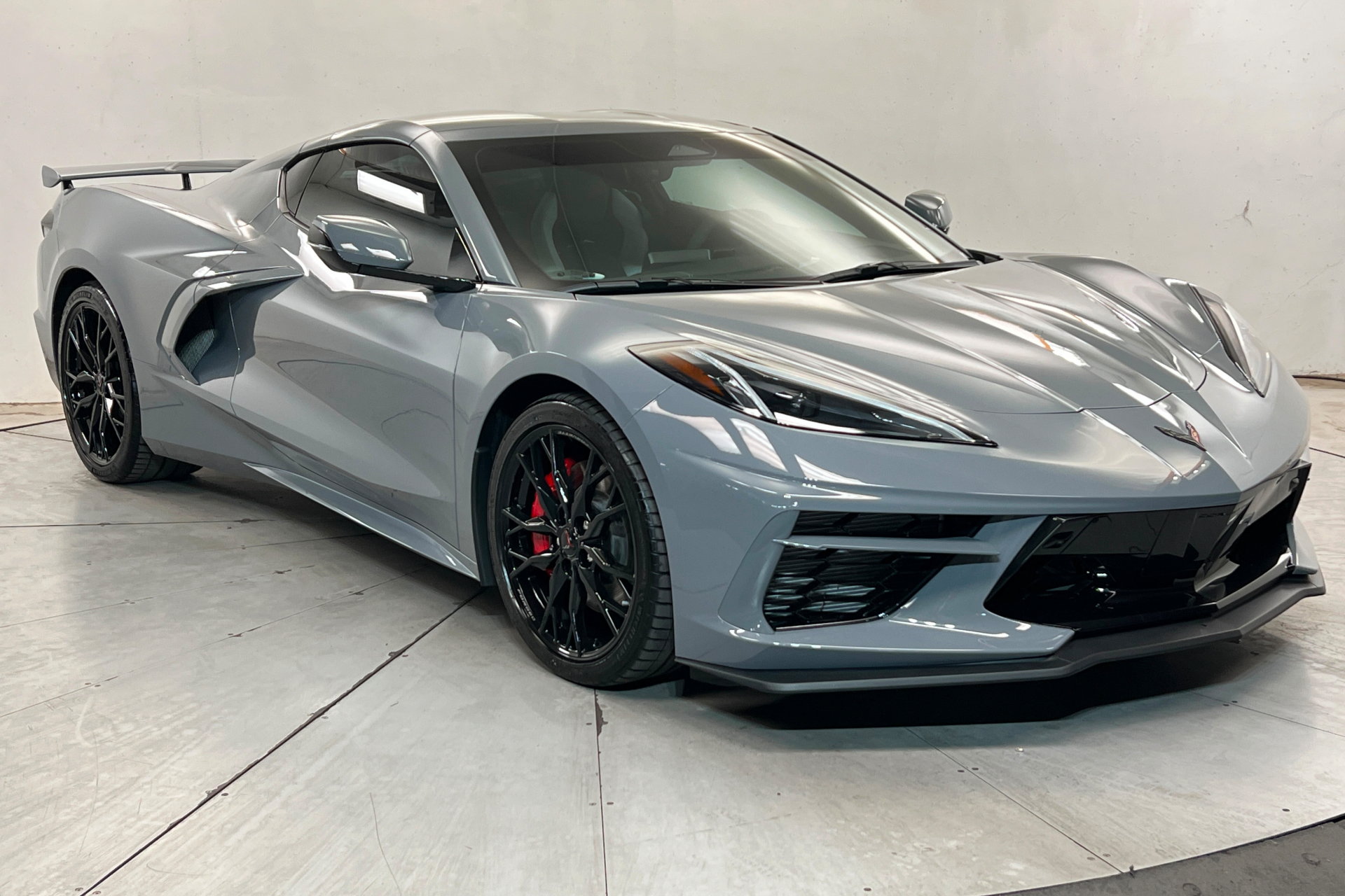 Used 2025 Chevrolet Corvette Stingray Preferred Cpe w/ Z51 Performance Package RWD image 8