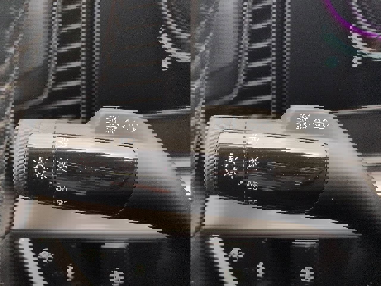 Used 2024 Kia Sportage EX image 34