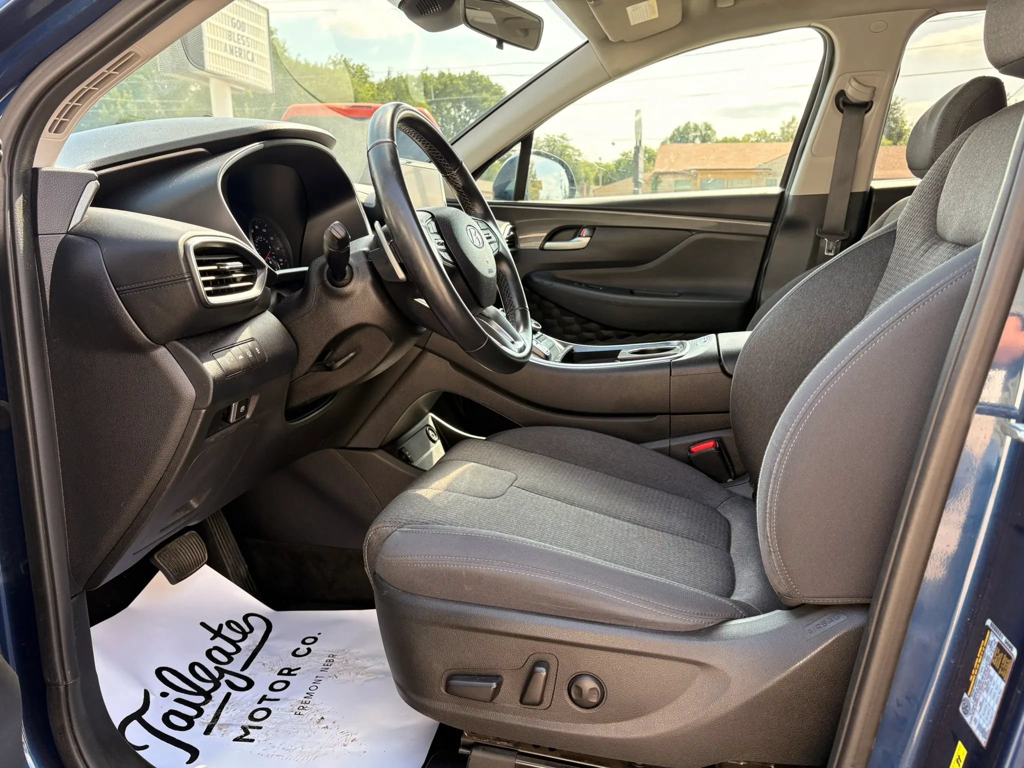 Used 2023 Hyundai Santa Fe SEL w/ Winter Weather Package AWD/4WD image 19