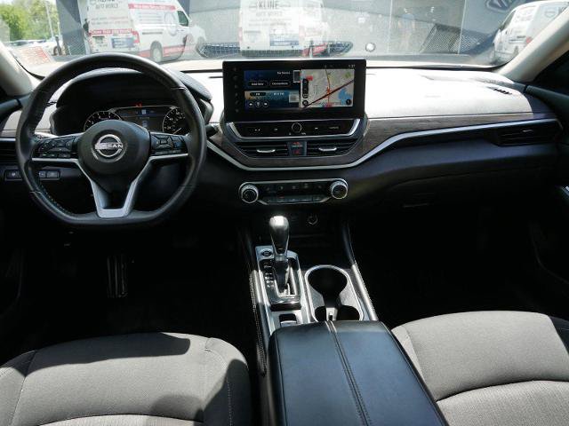Certified 2023 Nissan Altima 2.5 SV w/ SV Premium Package AWD/4WD image 13