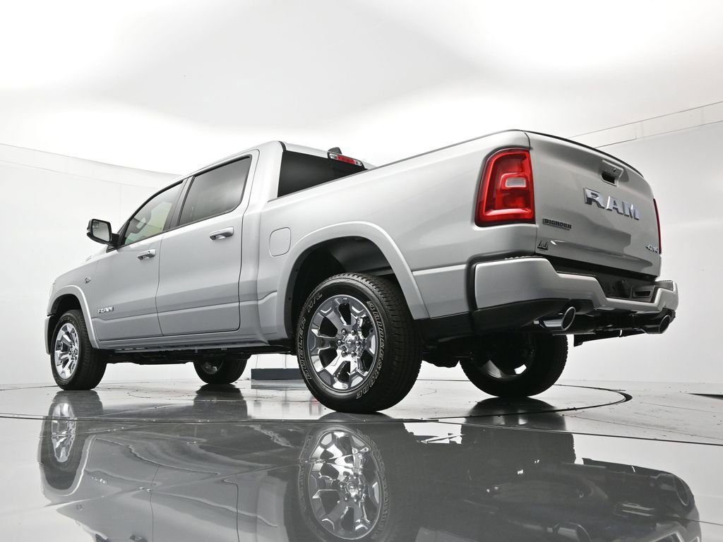 New 2026 RAM 1500 4x4 Crew Cab image 43