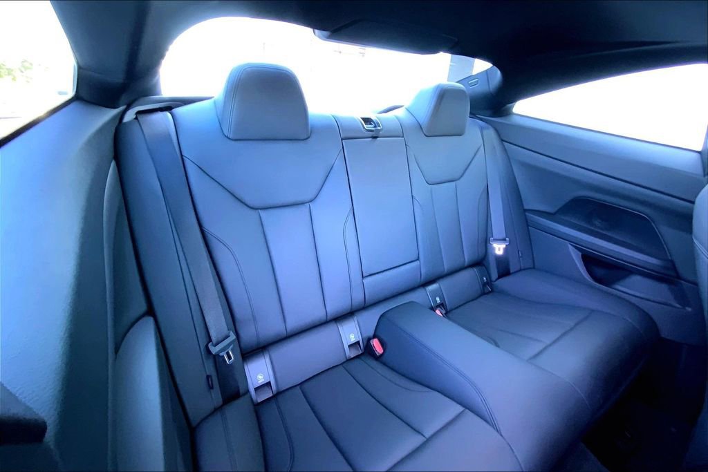 Used 2021 BMW 430i Coupe w/ Convenience Package image 26