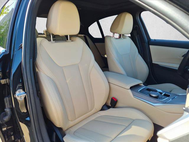 Used 2025 BMW 330i xDrive Sedan w/ Convenience Package AWD/4WD image 23