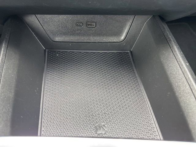 Used 2025 Chevrolet Equinox LT FWD image 20