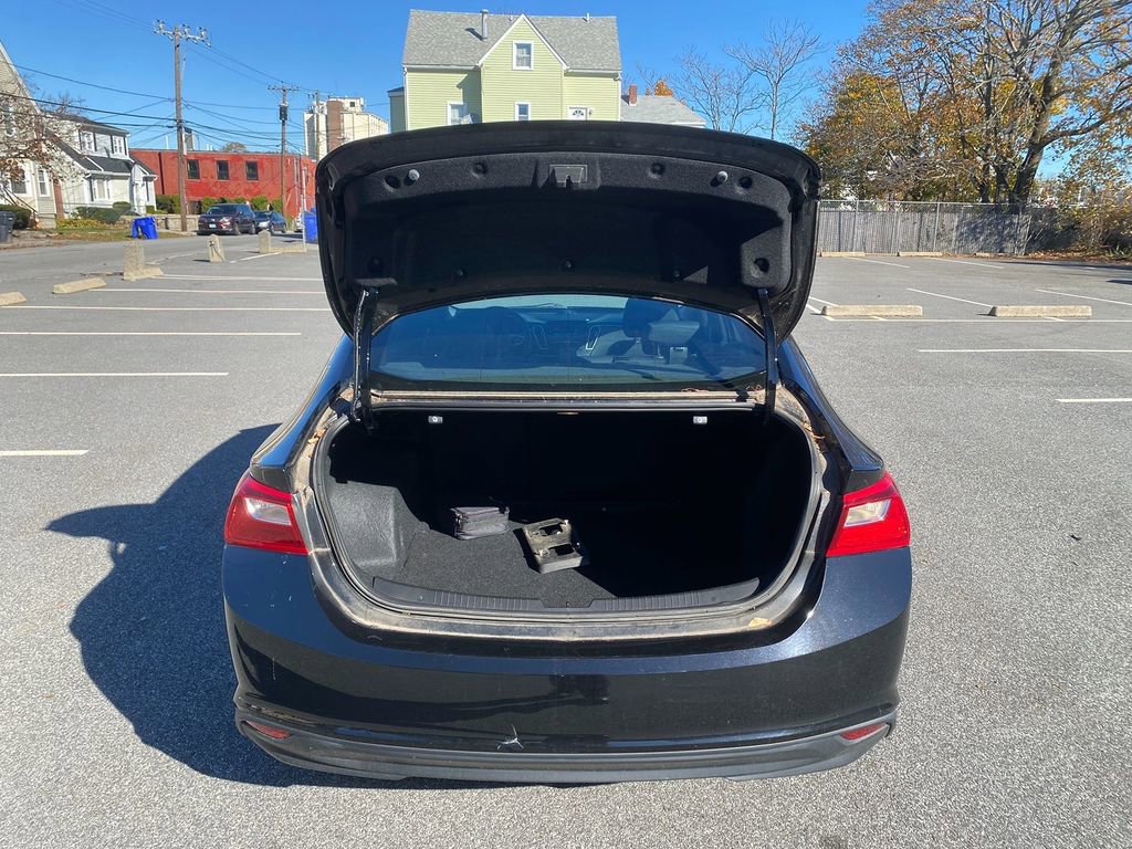 Used 2018 Chevrolet Malibu LS image 24