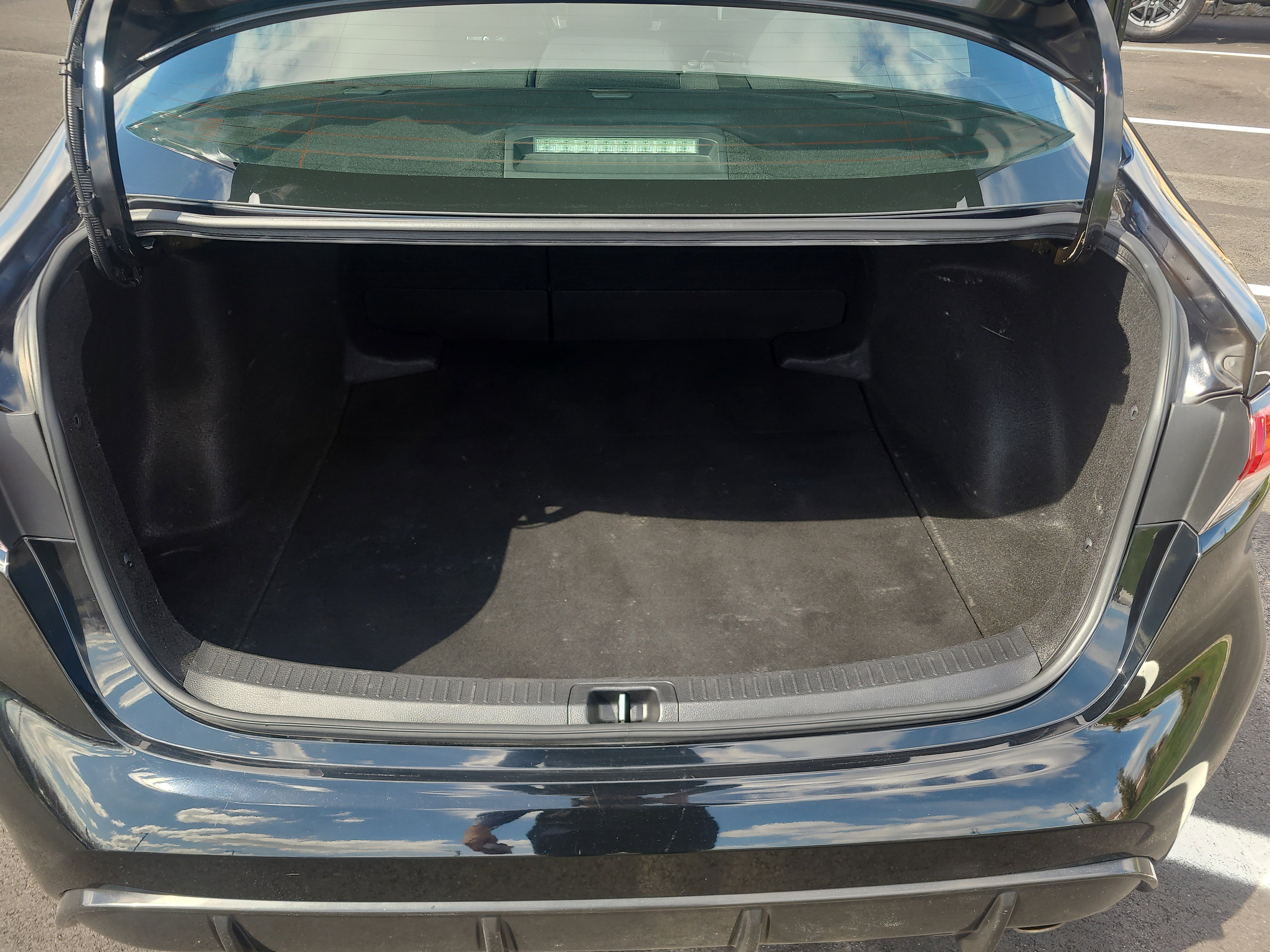 Used 2023 Toyota Corolla SE w/ SE Premium Package image 31