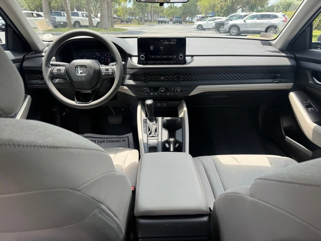 Certified 2025 Honda Accord LX image 15