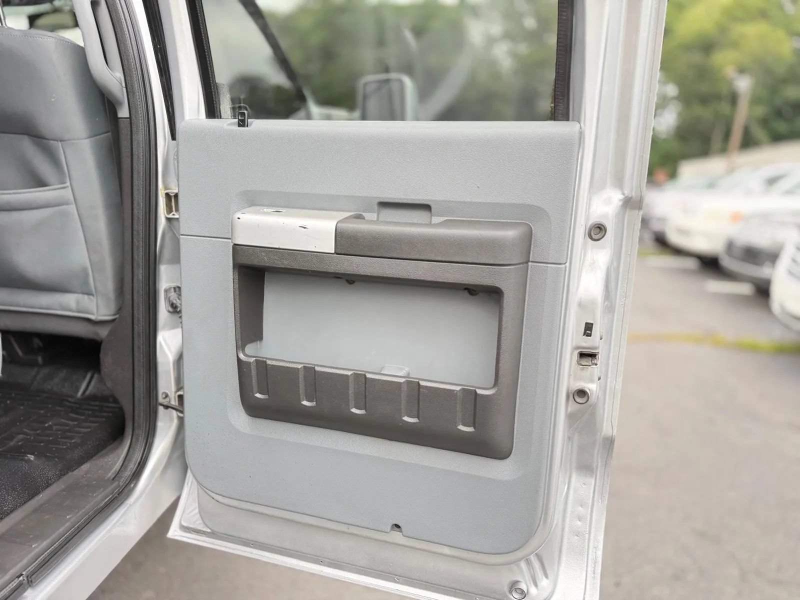 Used 2013 Ford F250 XLT w/ FX4 4X4 Off-Road Pkg image 19
