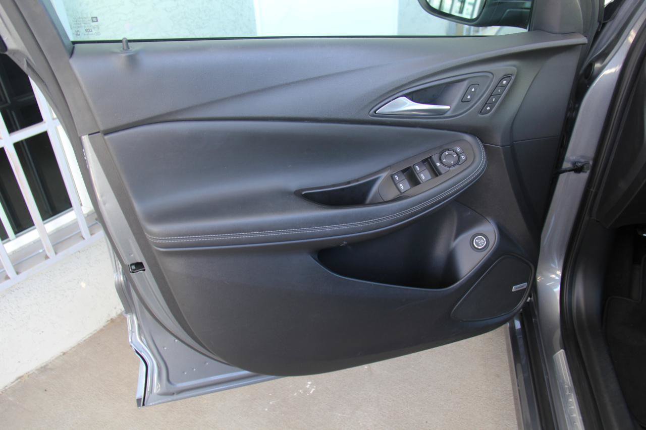 Used 2021 Buick Encore GX Essence w/ Advanced Technology Package AWD/4WD image 21