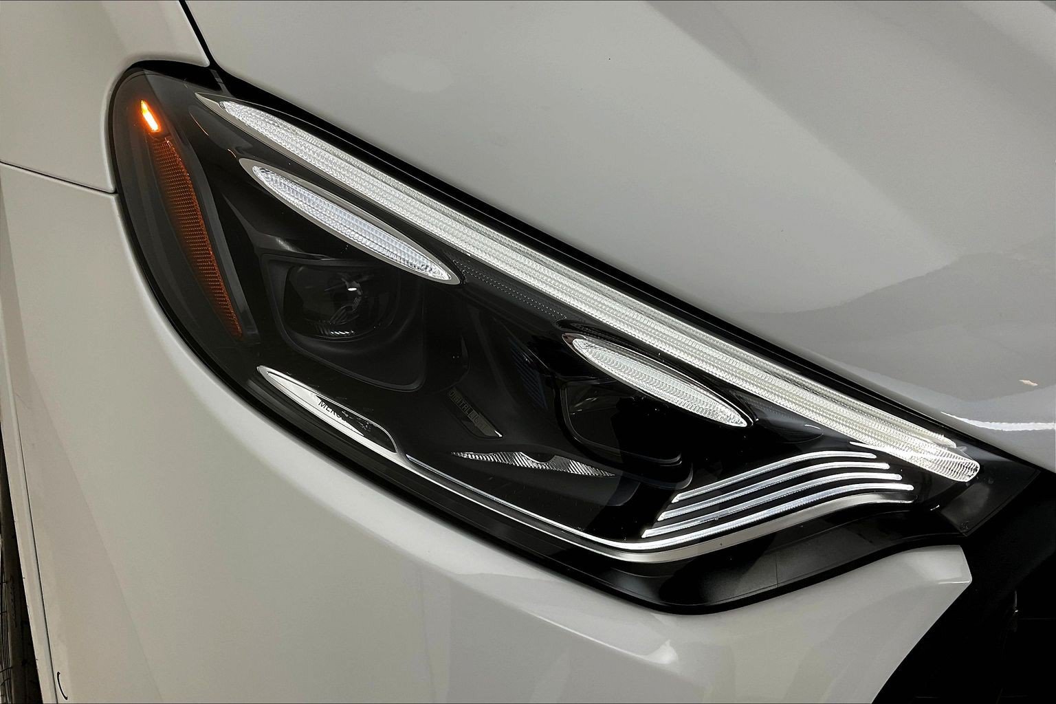 Certified 2025 Mercedes-Benz GLC 43 AMG 4MATIC image 32